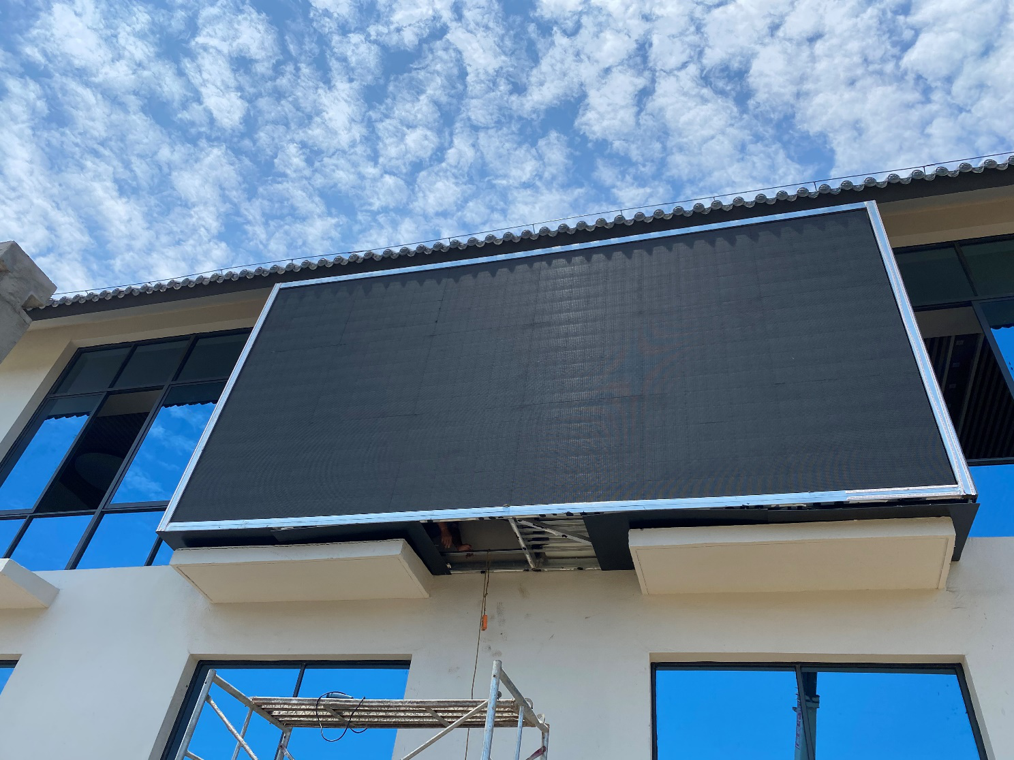 outdoor LED screen